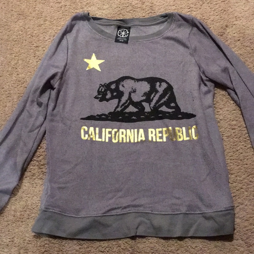 Lightweight sweater